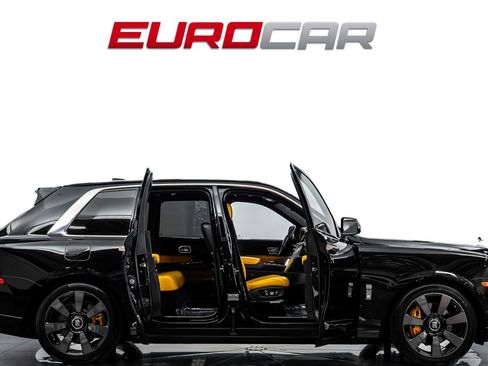 Used 2023 Rolls-Royce Cullinan AWD/4WD image 8