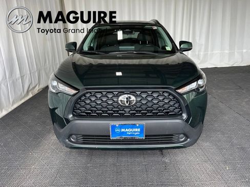 Used 2024 Toyota Corolla Cross LE w/ Moonroof Package AWD/4WD image 34