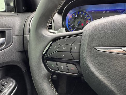 Used 2022 Chrysler 300 S RWD image 19