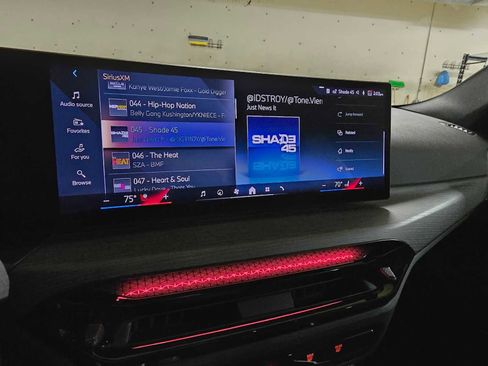 Used 2025 BMW 330i xDrive 330i xDrive w/ M Sport Package image 29