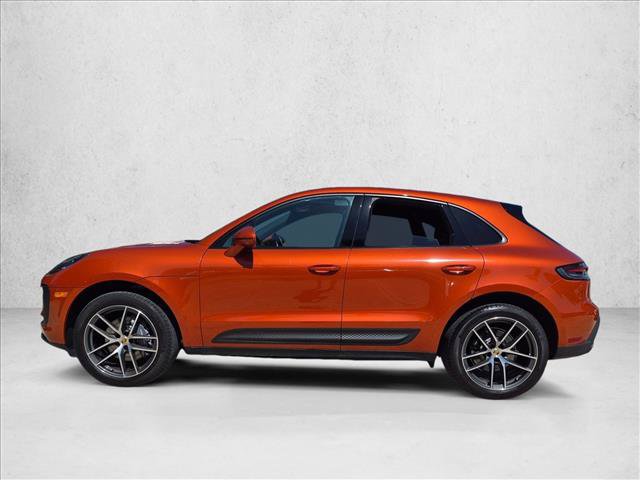 Used 2024 Porsche Macan AWD/4WD image 2