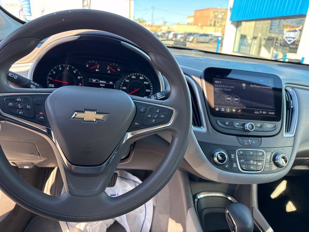 Used 2024 Chevrolet Malibu LT FWD image 23