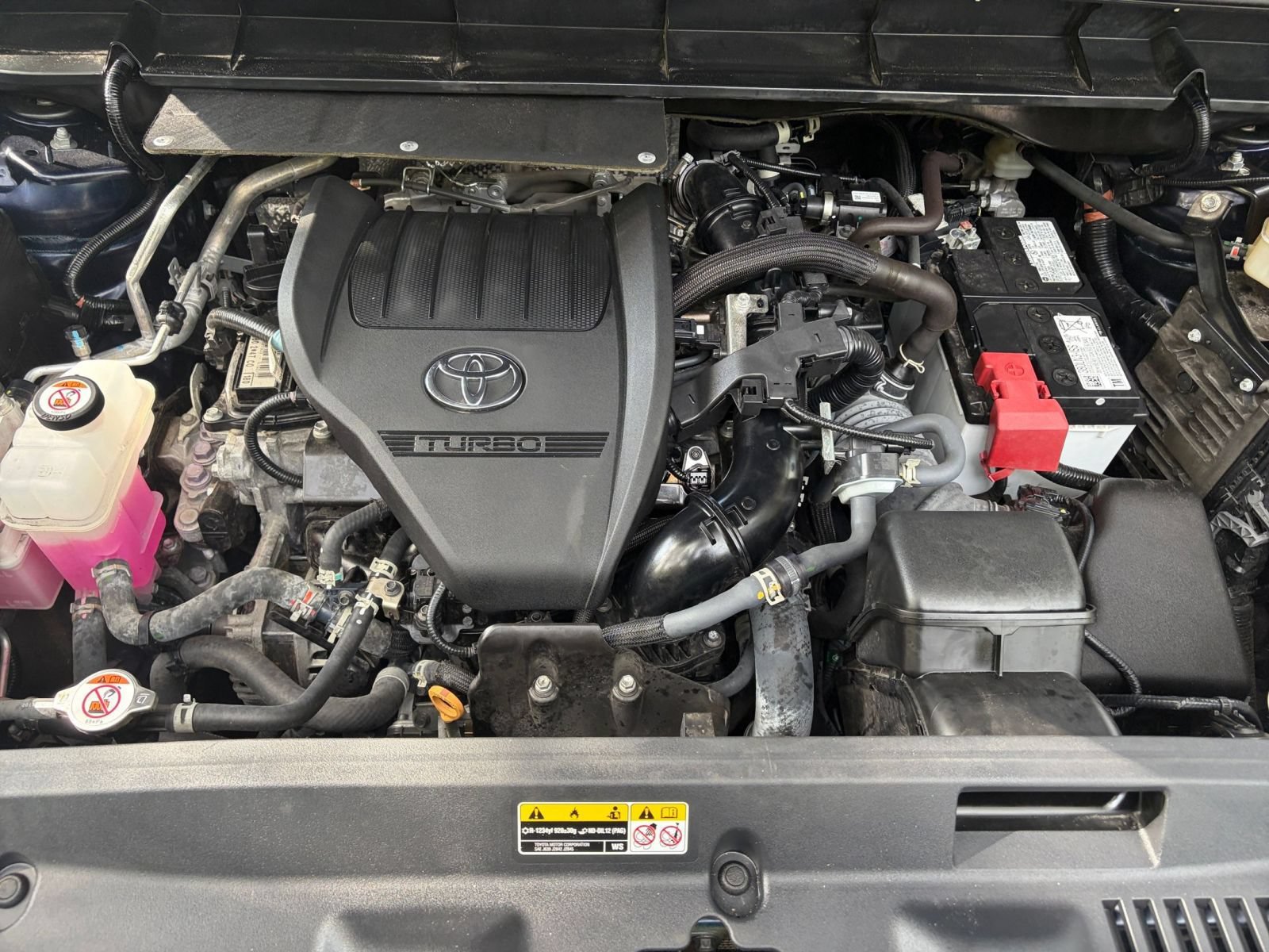 Used 2025 Toyota Highlander XSE AWD/4WD image 35