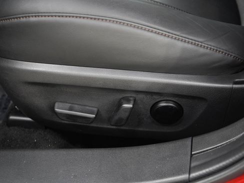 Used 2021 MAZDA MAZDA3 s FWD image 22