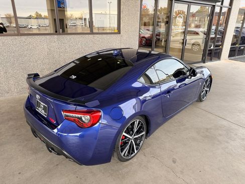 Used 2020 Toyota 86 GT image 31