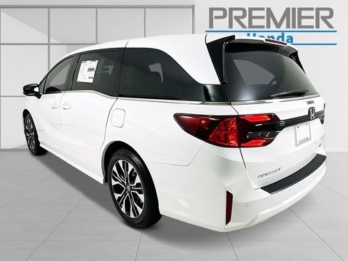 New 2026 Honda Odyssey Elite image 3