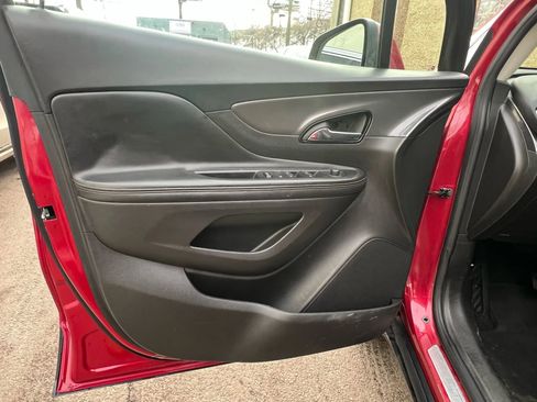 Used 2019 Buick Encore Sport Touring image 22