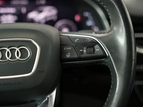 Used 2018 Audi Q7 3.0T Prestige AWD/4WD image 13