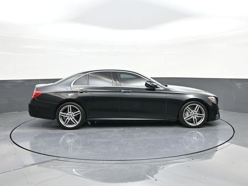 Used 2019 Mercedes-Benz E 300 E 300 image 25