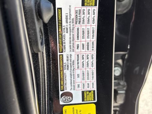 Used 2025 Toyota RAV4 XLE AWD/4WD image 7