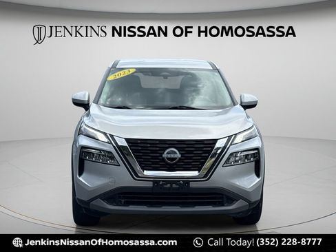 Certified 2023 Nissan Rogue SV AWD/4WD image 15