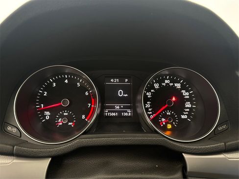 Used 2016 Volkswagen Passat 1.8T S image 31