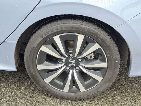 Certified 2024 Honda Civic EX image 30