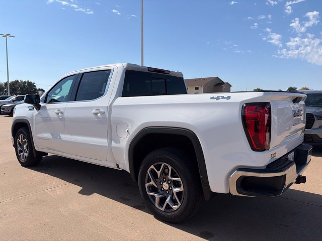 New 2026 GMC Sierra 1500 SLE w/ Preferred Package AWD/4WD image 8