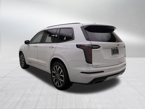 Certified 2024 Cadillac XT6 Sport w/ LPO, Floor Liner Package AWD/4WD image 7