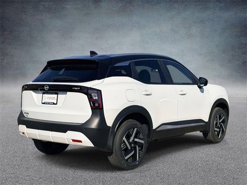 New 2026 Nissan Kicks SV image 2