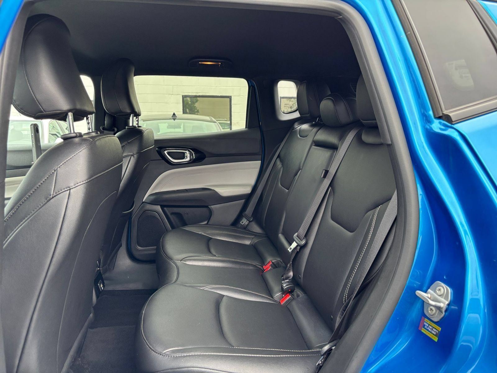 Used 2025 Jeep Compass Limited AWD/4WD image 26