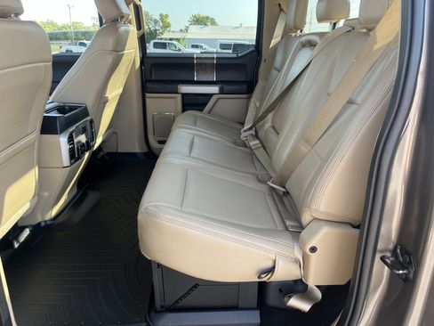 Used 2019 Ford F250 Lariat w/ Lariat Value Package AWD/4WD image 35