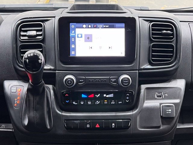 Used 2025 RAM ProMaster 2500 w/ Convenience Group FWD image 22