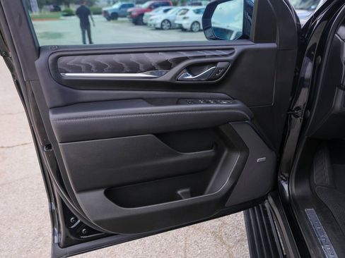 Used 2023 GMC Yukon XL Denali w/ Max Trailering Package image 24