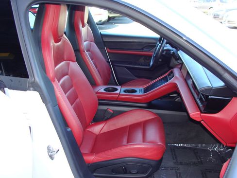 Used 2020 Porsche Taycan 4S AWD/4WD image 10