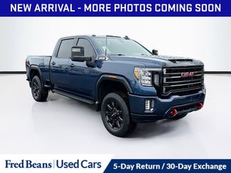 Used 2021 GMC Sierra 2500 AT4 w/ AT4 Preferred Package video 1