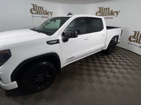 Used 2026 GMC Sierra 1500 Elevation image 4