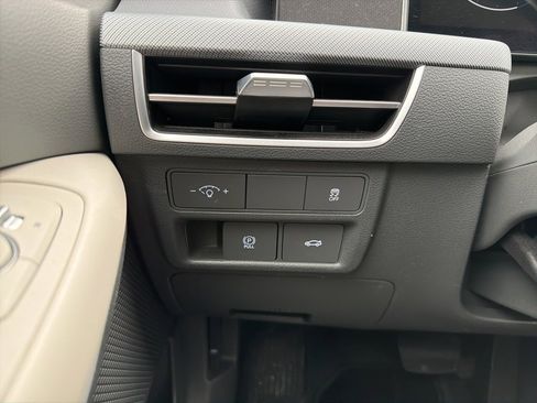 Certified 2024 Hyundai Sonata SEL w/ Convenience Package image 31