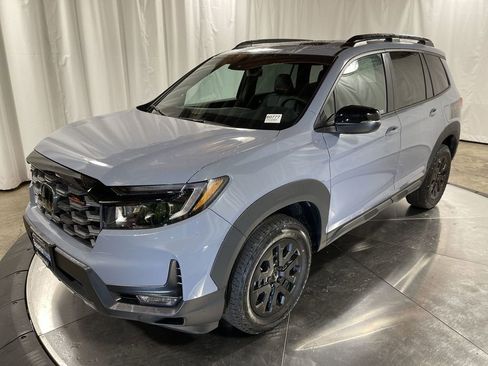 Used 2022 Honda Passport TrailSport image 1