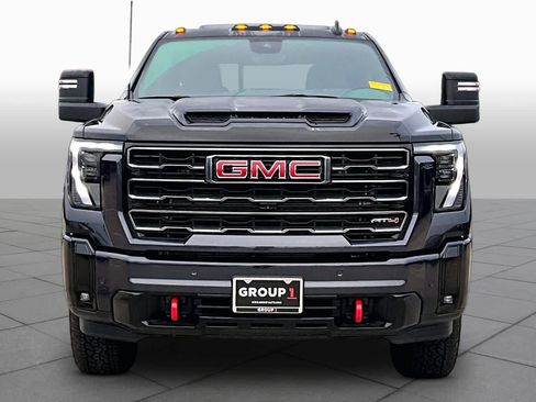 Used 2025 GMC Sierra 2500 AT4 w/ AT4 Premium Plus Package AWD/4WD image 4