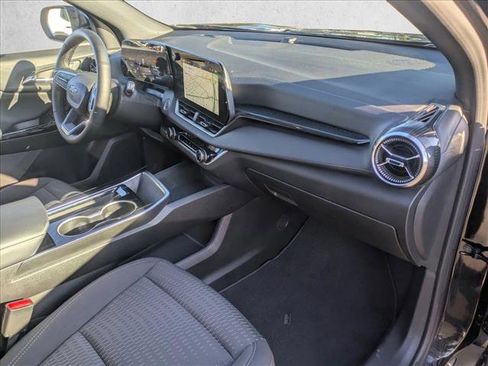 Used 2025 Chevrolet Equinox LT image 20