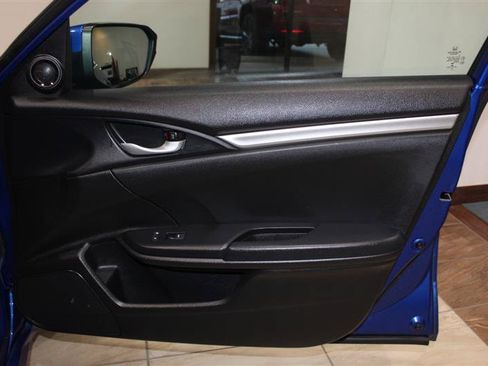 Used 2019 Honda Civic Sport image 29