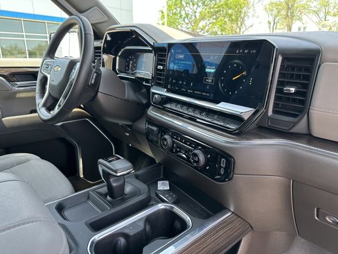 Used 2024 Chevrolet Silverado 1500 LT w/ Texas Edition Plus image 35