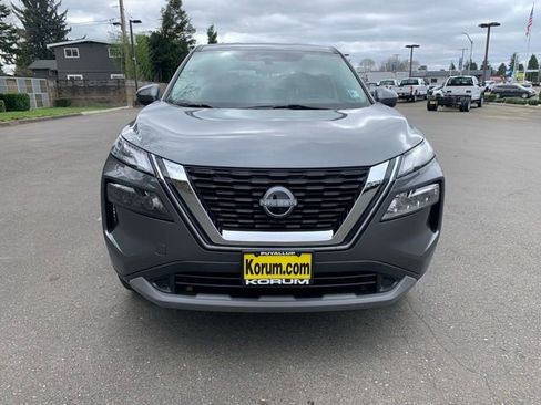 Used 2023 Nissan Rogue SV image 9