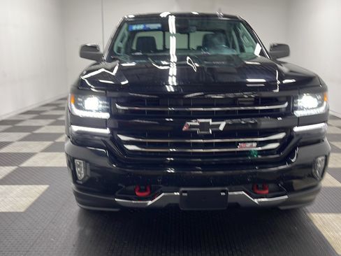 Used 2018 Chevrolet Silverado 1500 LTZ Z71 w/ Redline Edition AWD/4WD image 24