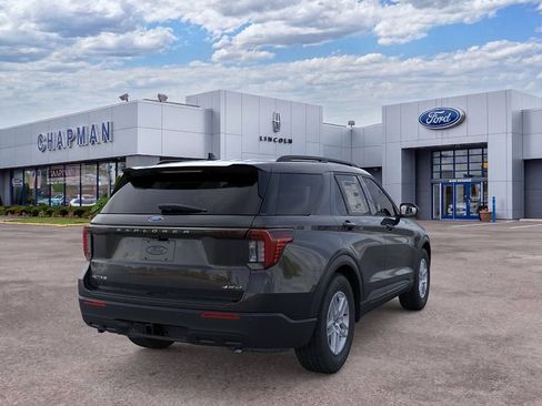New 2026 Ford Explorer Active AWD/4WD image 8