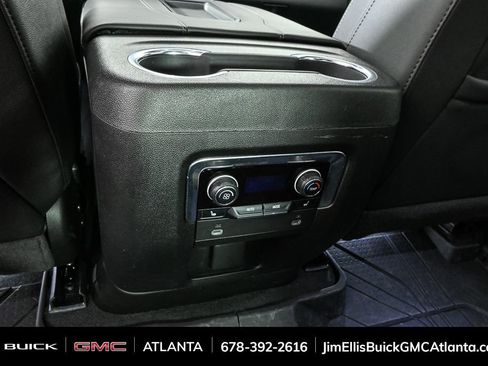 Certified 2024 Chevrolet Tahoe Z71 w/ Luxury Package image 19