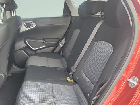Used 2020 Kia Soul LX FWD image 10