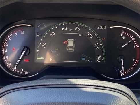 Used 2025 Toyota RAV4 LE image 32