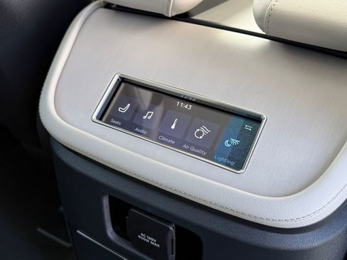 New 2026 Lincoln Navigator L Reserve image 15