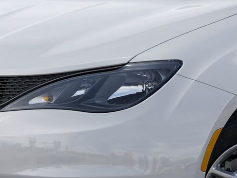 New 2026 Chrysler Voyager LX FWD image 10
