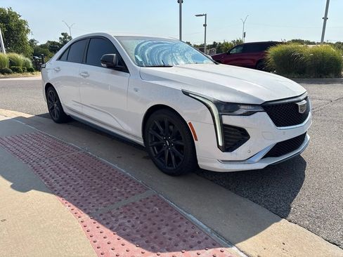 Used 2023 Cadillac CT4 Sport RWD image 3