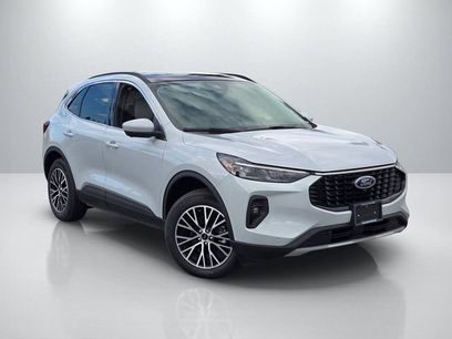 Used 2025 Ford Escape SE w/ PHEV Premium Package