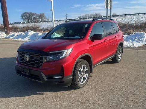 Used 2023 Honda Passport TrailSport image 7