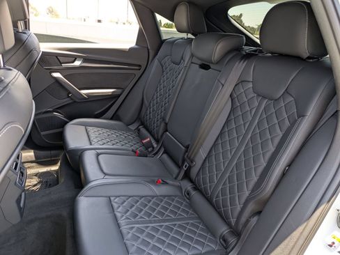 Used 2023 Audi SQ5 Prestige w/ Prestige Package AWD/4WD image 31