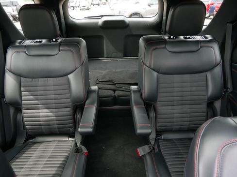 Used 2025 Ford Explorer ST-Line w/ Premium Package AWD/4WD image 13