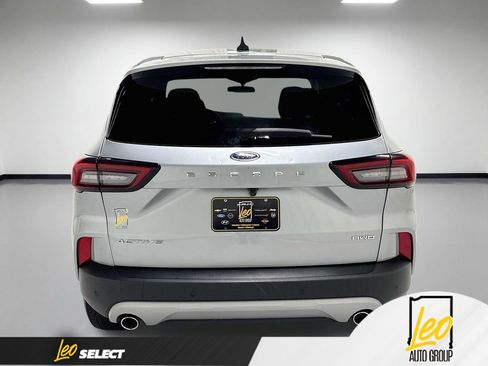 Used 2023 Ford Escape Active w/ Tech Pack #1 AWD/4WD image 9