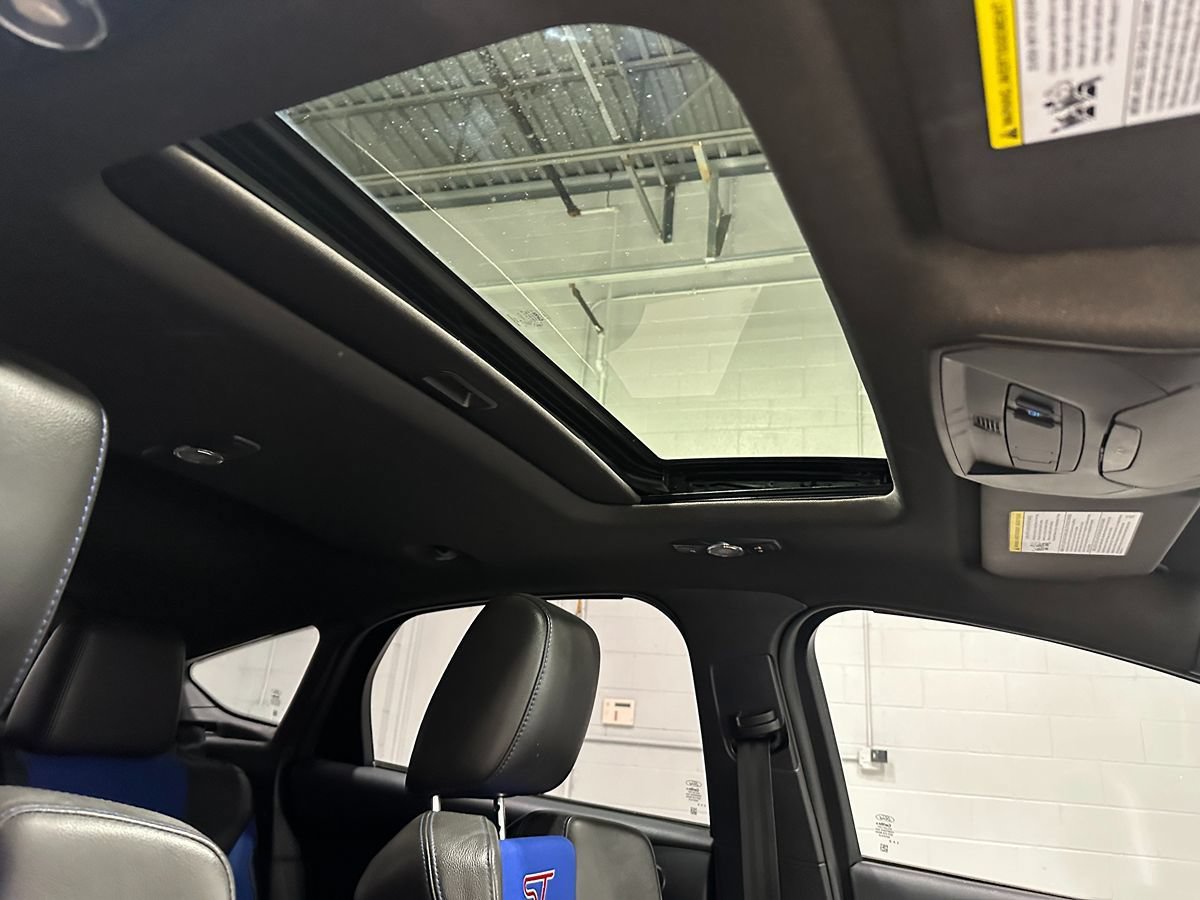 Used 2013 Ford Focus ST FWD image 14