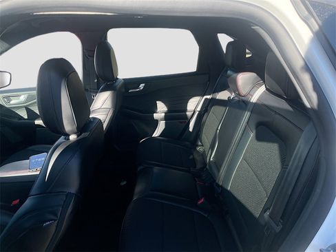 Used 2025 Ford Escape ST-Line Elite image 23