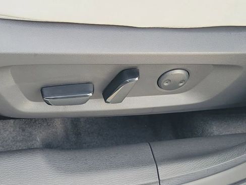 New 2026 Mitsubishi Outlander SE FWD image 20